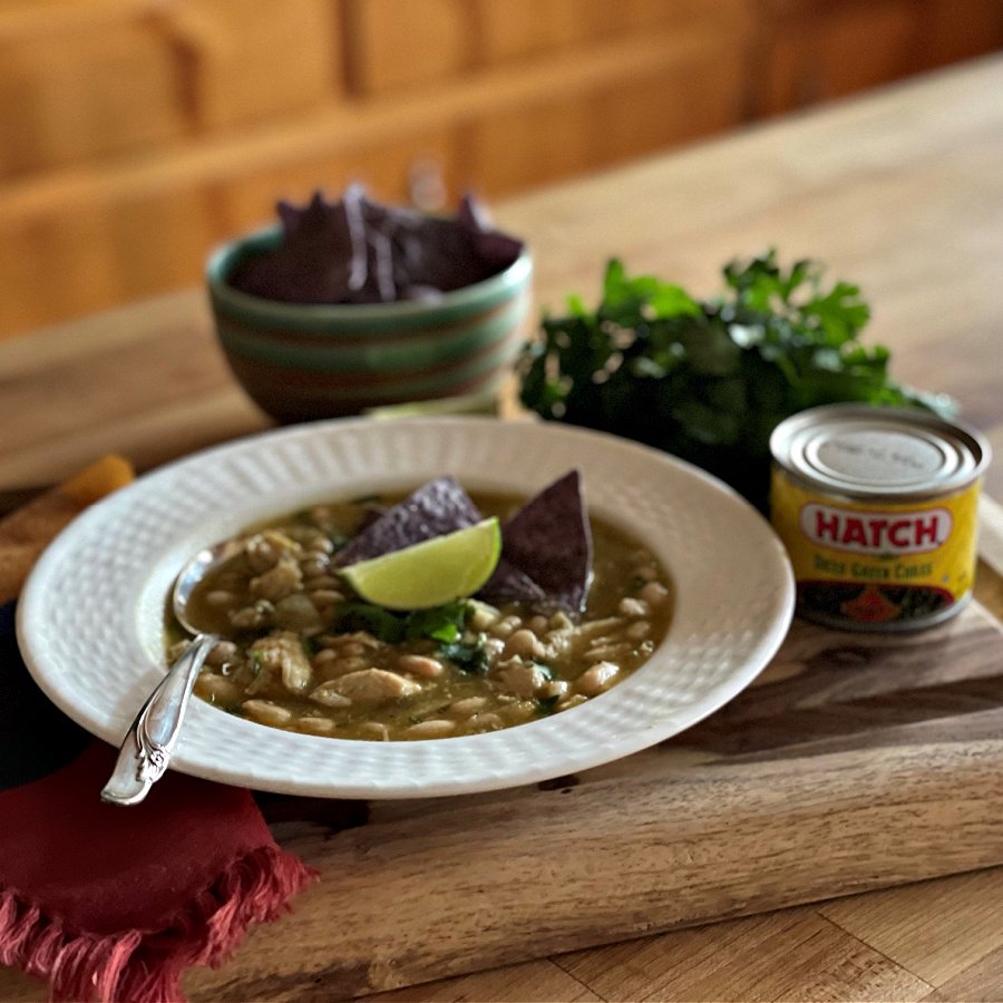 Featured image for post: Easy White Bean Chili Verde with Hatch Green Chiles