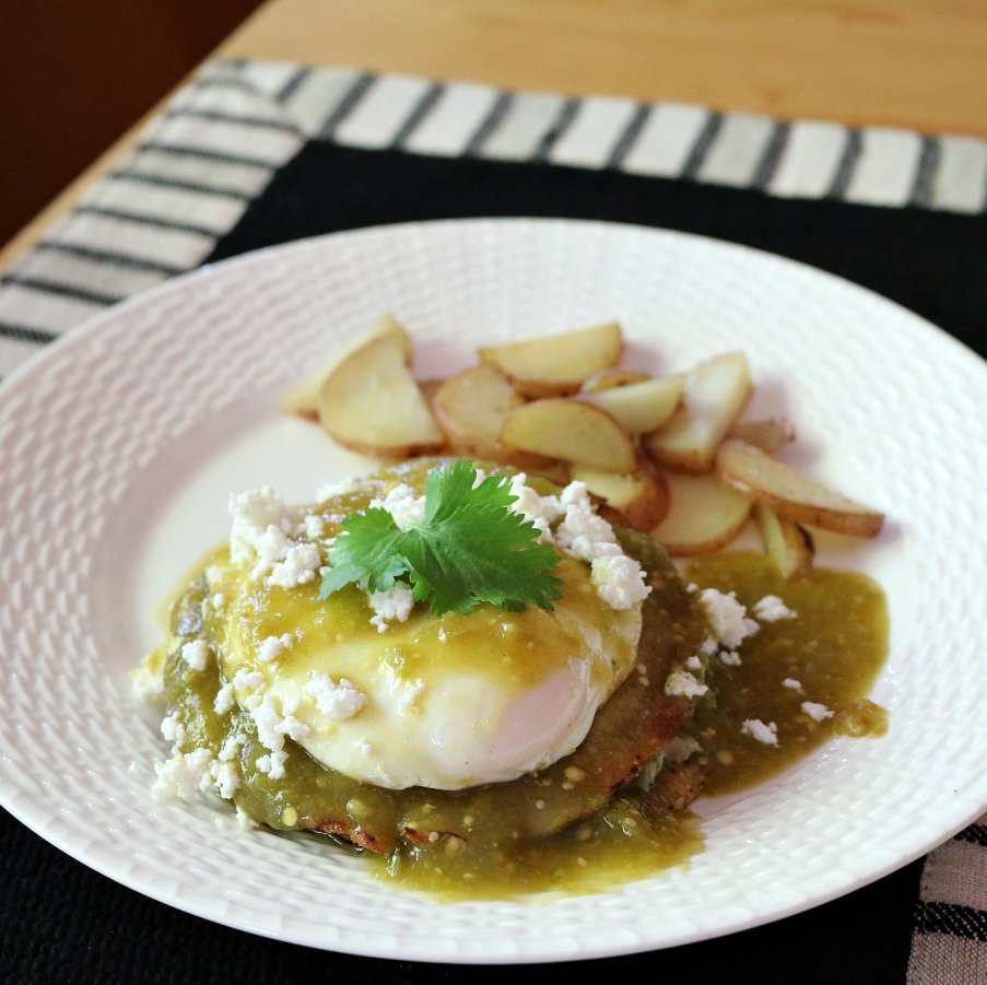 Featured image for post: Hatch Green Chile Breakfast Tostada